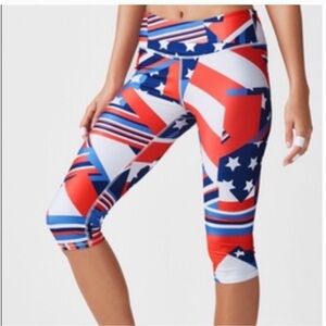 Fabletics Capri Leggings L Large Patriotic Print Stars Stripes Cropped USA‎